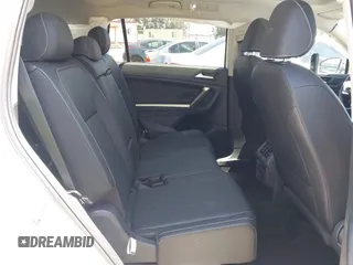 2024 Volkswagen Tiguan SE z VIN 3VVNB7AX4RM198923, wystawiony jako IAAI lot #42312597 z przebiegiem 6 827 mil mil oraz . Historia ofert i sprzedaży dostępna na DreamBid. Obrazek 8.