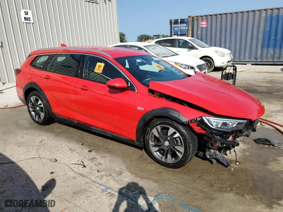 2018 Buick Regal TourX Preferred with VIN W04GU8SX1J1135134, listed as a Copart auction lot 70885224 with NaN miles and Non Repairable. Bid and sale history available at carsss.com. Image 4.