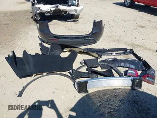 2024 Tesla Model Y Long Range z VIN 7SAYGDEE8RA262082, wystawiony jako IAAI lot #41834216 z przebiegiem 11 536 mil mil oraz . Historia ofert i sprzedaży dostępna na DreamBid. Obrazek 12.