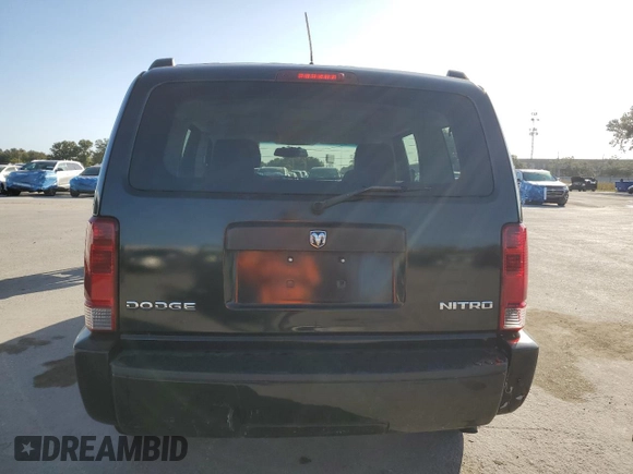 2010 Dodge Nitro SE with VIN 1D4PT2GK3AW105206, listed as a Copart auction lot 77496764 with 114,603 mi miles and Clean Title. Bid and sale history available at DreamBid. Image 6.