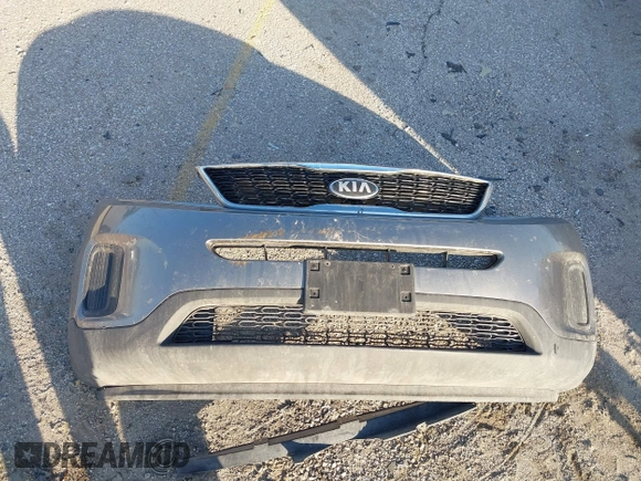 2014 Kia Sorento LX with VIN 5XYKT3A67EG477367, listed as a IAAI auction lot 41911249 with 172,320 mi miles and . Bid and sale history available at DreamBid. Image 12.