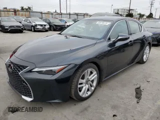 2021 Lexus IS 300 z VIN JTHAA1D29M5111530, wystawiony jako Copart lot #65078415 z przebiegiem 76 997 mil mil oraz Szkoda całkowita • Salvage title. Historia ofert i sprzedaży dostępna na DreamBid. Obrazek 1.