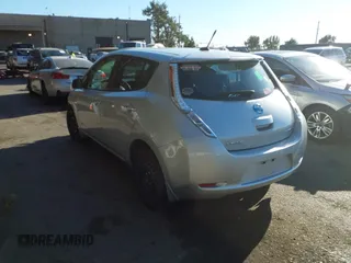 2013 Nissan LEAF SV with VIN 1N4AZ0CP7DC408640, listed as a IAAI auction lot 41613606 with 50,800 mi miles. Bid and sale history available at carsss.com. Image 3.