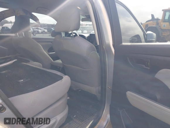 2021 Toyota Highlander L with VIN 5TDZZRAH8MS089048, listed as a IAAI auction lot 40830201 with 60,356 mi miles and . Bid and sale history available at DreamBid. Image 8.