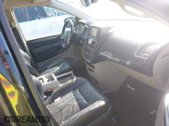 2012 Chrysler Town & Country Touring L with VIN 2C4RC1CG4CR163287, listed as a IAAI auction lot 41924835 with 211,461 mi miles and . Bid and sale history available at carsss.com. Image 5.