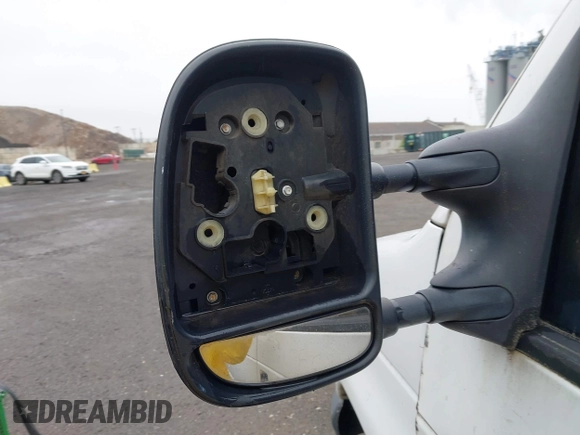2007 Ford Econoline Cargo Commercial with VIN 1FTNE24W57DB33258, listed as a IAAI auction lot 42393068 with 152,700 mi miles and . Bid and sale history available at DreamBid. Image 12.