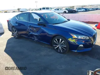 2021 Nissan Altima 2.5 SR with VIN 1N4BL4CV5MN328219, listed as a IAAI auction lot 41287515 with 39,883 mi miles. Bid and sale history available at carsss.com. Image 1.