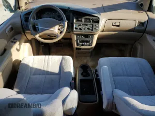 2000 Toyota Sienna LE with VIN 4T3ZF13C2YU281355, listed as a Copart auction lot 76415954 with 133,763 mi miles and Salvage Title. Bid and sale history available at carsss.com. Image 8.
