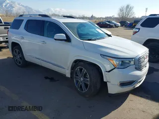 2017 GMC Acadia Denali z VIN 1GKKNXLS9HZ120424, wystawiony jako IAAI lot #41461353 z przebiegiem 112 198 mil mil oraz . Historia ofert i sprzedaży dostępna na DreamBid. Obrazek 1.