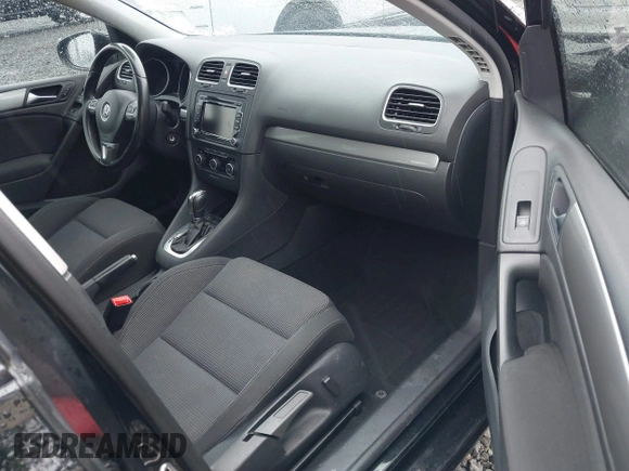2013 Volkswagen Golf TDI with VIN WVWDM7AJ7DW126462, listed as a IAAI auction lot 41713250 with 116,684 mi miles and . Bid and sale history available at DreamBid. Image 5.