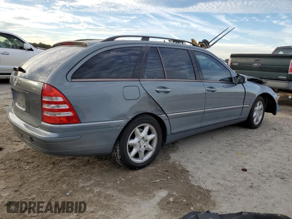 2004 Mercedes-Benz C 240 with VIN WDBRH61J44F512646, listed as a Copart auction lot 88919695 with Not provided miles and Salvage title. Bid and sale history available at DreamBid. Image 3.