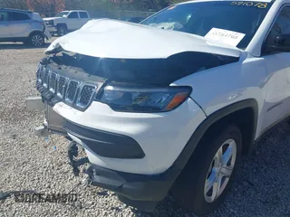 2024 Jeep Compass Sport with VIN 3C4NJDAN2RT591078, listed as a IAAI auction lot 41984705 with 49,220 mi miles and . Bid and sale history available at DreamBid. Image 19.
