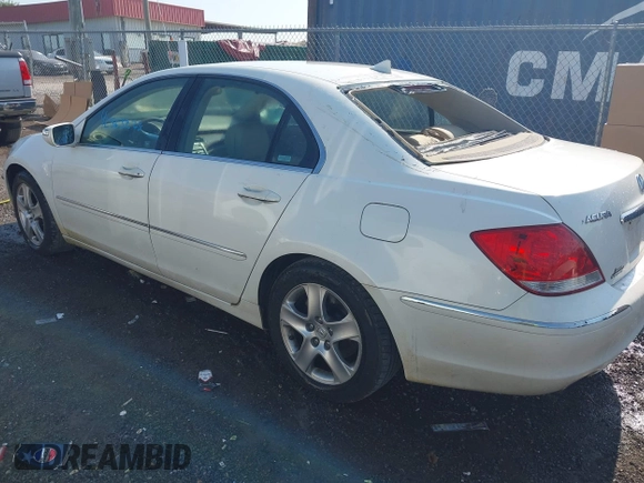 2005 Acura RL with VIN JH4KB16525C011436, listed as a IAAI auction lot 42563223 with 205,639 mi miles and . Bid and sale history available at DreamBid. Image 3.