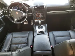 2005 Porsche Cayenne S z VIN WP1AB29P45LA66114, wystawiony jako Copart lot #68756294 z przebiegiem 79 073 mil mil oraz Nie do naprawy. Historia ofert i sprzedaży dostępna na DreamBid. Obrazek 8.