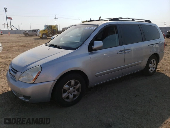2008 Kia Sedona LX with VIN KNDMB233086244270, listed as a Copart auction lot 75109174 with 328,438 mi miles and Clean Title. Bid and sale history available at carsss.com. Image 1.