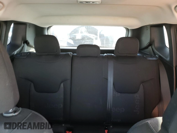 2017 Jeep Renegade Latitude z VIN ZACCJBBB3HPG48457, wystawiony jako Copart lot #46483275 z przebiegiem 105 298 mil mil oraz Szkody całkowita. Historia ofert i sprzedaży dostępna na DreamBid. Obrazek 10.