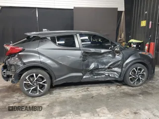 2019 Toyota C-HR XLE z VIN NMTKHMBX3KR083103, wystawiony jako IAAI lot #41935669 z przebiegiem 39 841 mil mil oraz . Historia ofert i sprzedaży dostępna na DreamBid. Obrazek 13.