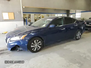 2021 Nissan Altima 2.5 S with VIN 1N4BL4BV4MN333204, listed as a Copart auction lot 48160505 with 132,818 mi miles and Salvage Title. Bid and sale history available at carsss.com. Image 1.