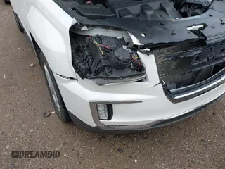 2017 GMC Terrain SLE z VIN 2GKFLNE33H6351011, wystawiony jako IAAI lot #40764787 z przebiegiem 78 184 mil mil oraz . Historia ofert i sprzedaży dostępna na DreamBid. Obrazek 6.