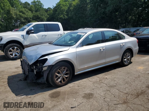 2016 Volkswagen Passat S z VIN 1VWAS7A30GC011313, wystawiony jako Copart lot #61678315 z przebiegiem 77 562 mil mil oraz Szkoda całkowita • Salvage title. Historia ofert i sprzedaży dostępna na DreamBid. Obrazek 1.