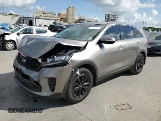 2019 Kia Sorento LX z VIN 5XYPG4A39KG510290, wystawiony jako Copart lot #58153165 z przebiegiem 127 584 mil mil oraz Szkoda całkowita • Salvage title. Historia ofert i sprzedaży dostępna na DreamBid. Obrazek 1.