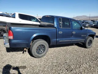 2001 Dodge Dakota Sport with VIN 1B7GG2AN71S105088, listed as a Copart auction lot 42582725 with 0 mi miles and Salvage Title. Bid and sale history available at carsss.com. Image 3.