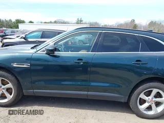 2017 Jaguar F-Pace 35t Prestige z VIN SADCK2BV4HA087827, wystawiony jako IAAI lot #41980338 z przebiegiem Nie podano mil oraz . Historia ofert i sprzedaży dostępna na DreamBid. Obrazek 14.