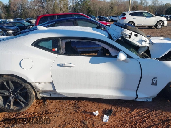2019 Chevrolet Camaro 1LT z VIN 1G1FB1RX4K0127436, wystawiony jako IAAI lot #41868960 z przebiegiem Nie podano mil oraz . Historia ofert i sprzedaży dostępna na DreamBid. Obrazek 12.