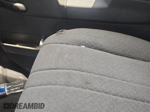 2010 Chevrolet Express Cargo с VIN 1GCZGFBA1A1160380, выставлен на аукционе IAAI как лот 42763033 с пробегом 153 559 миль миль и . История ставок и продаж доступна на DreamBid. Изображение 32.