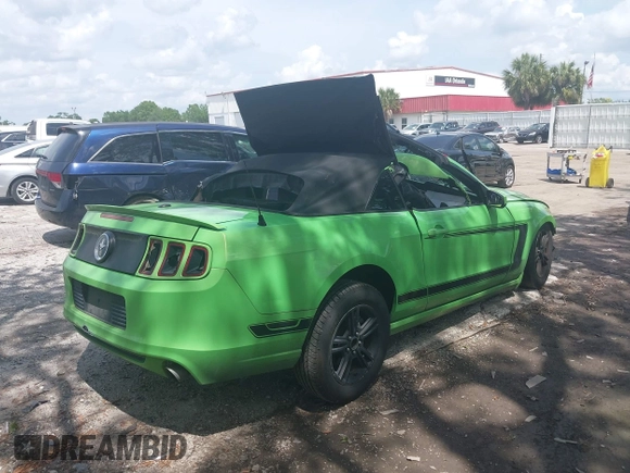 2013 Ford Mustang V6 with VIN 1ZVBP8EM4D5219273, listed as a IAAI auction lot 41925220 with 248,785 mi miles and . Bid and sale history available at DreamBid. Image 4.
