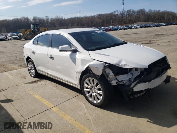 2013 Buick LaCrosse Premium 1 with VIN 1G4GG5E31DF260951, listed as a Copart auction lot 49070785 with 155,909 mi miles and Salvage title. Bid and sale history available at DreamBid. Image 4.