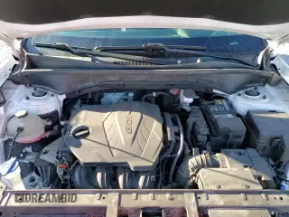 2021 Kia Sorento LX z VIN 5XYRG4LC5MG029445, wystawiony jako Copart lot #82125375 z przebiegiem 185 666 mil mil oraz Szkoda całkowita • Salvage title. Historia ofert i sprzedaży dostępna na DreamBid. Obrazek 14.