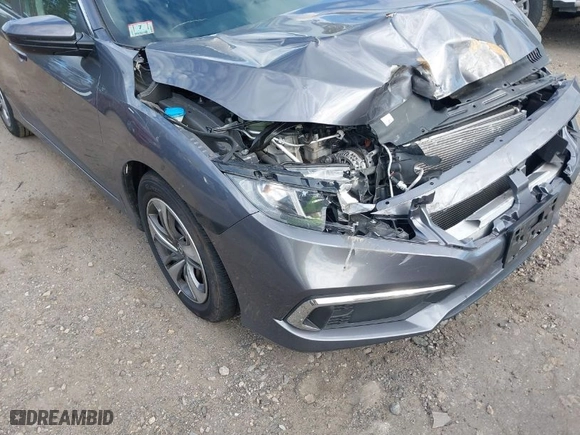 2019 Honda Civic Sedan LX with VIN 2HGFC2F69KH529939, listed as a IAAI auction lot 40730643 with NaN miles. Bid and sale history available at carsss.com. Image 17.