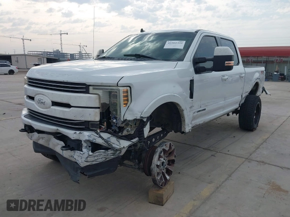 2019 Ford F-250 XL z VIN 1FT7W2BT8KEC07418, wystawiony jako IAAI lot #42261333 z przebiegiem 99 816 mil mil oraz . Historia ofert i sprzedaży dostępna na DreamBid. Obrazek 2.