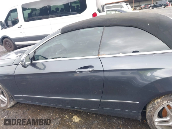 2014 Mercedes-Benz E 350 with VIN WDDKK5KF8EF237492, listed as a IAAI auction lot 42240593 with 83,775 mi miles and . Bid and sale history available at DreamBid. Image 13.