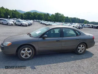 2002 Ford Taurus SE Standard with VIN 1FAFP53U42A101370, listed as a IAAI auction lot 42469376 with 149,111 mi miles and . Bid and sale history available at DreamBid. Image 6.