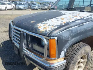 1989 Chevrolet Silverado 1500 with VIN 1GCDK14Z7KZ258685, listed as a IAAI auction lot 42036576 with 62,150 mi miles and . Bid and sale history available at DreamBid. Image 6.