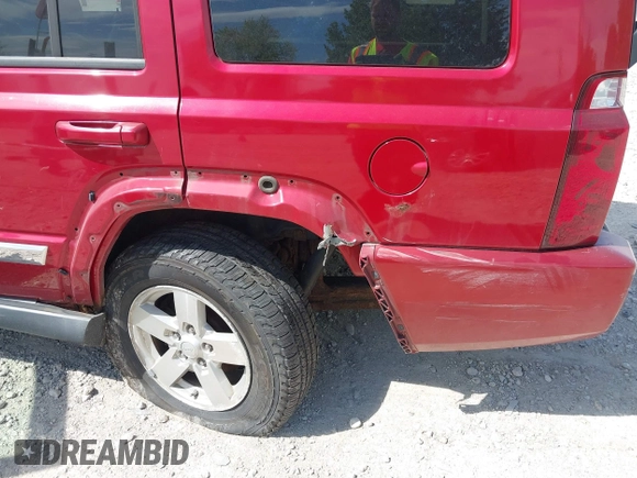 2006 Jeep Commander Limited z VIN 1J8HG58N26C253087, wystawiony jako IAAI lot #42202691 z przebiegiem 109 905 mil mil oraz . Historia ofert i sprzedaży dostępna na DreamBid. Obrazek 6.