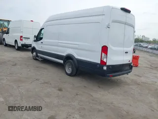 2020 Ford Transit Cargo with VIN 1FTBF4XG3LKB15685, listed as a IAAI auction lot 41967446 with 127,392 mi miles and . Bid and sale history available at DreamBid. Image 3.