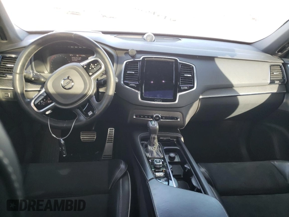 2018 Volvo XC90 R-Design with VIN YV4A22PM9J1197360, listed as a Copart auction lot 70113042 with 45,603 mi miles. Bid and sale history available at carsss.com. Image 8.