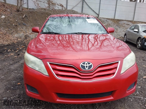 2011 Toyota Camry LE with VIN 4T1BF3EK4BU701750, listed as a IAAI auction lot 42007119 with 286,100 mi miles. Bid and sale history available at carsss.com. Image 11.