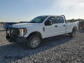 2018 Ford F-250 XL z VIN 1FT7W2B69JEC11034, wystawiony jako Copart lot #57064615 z przebiegiem 77 347 mil mil oraz Nie do naprawy • Non repairable. Historia ofert i sprzedaży dostępna na DreamBid. Obrazek 1.