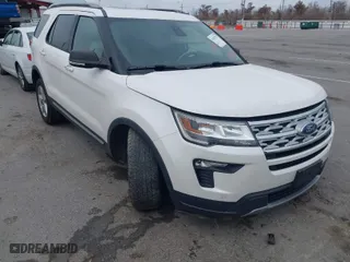 2019 Ford Explorer XLT with VIN 1FM5K7DHXKGB34352, listed as a IAAI auction lot 41412912 with 128,675 mi miles. Bid and sale history available at carsss.com. Image 1.