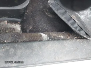 2006 Nissan Murano SL z VIN JN8AZ08TX6W409710, wystawiony jako IAAI lot #41899720 z przebiegiem 182 303 mil mil oraz . Historia ofert i sprzedaży dostępna na DreamBid. Obrazek 13.