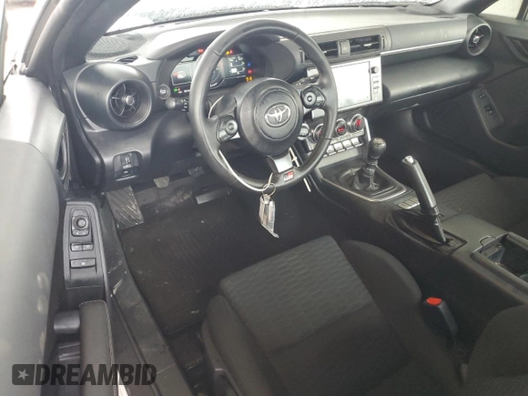 2024 Toyota 86 with VIN JF1ZNBB12R9756924, listed as a Copart auction lot 74120174 with 2,615 mi miles and Salvage Title. Bid and sale history available at DreamBid. Image 8.