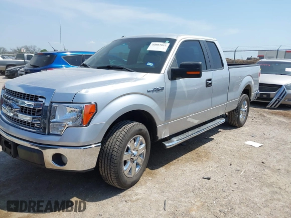 2014 Ford F-150 XL with VIN 1FTFX1CF8EFB98133, listed as a IAAI auction lot 42007052 with 70,530 mi miles and . Bid and sale history available at DreamBid. Image 2.