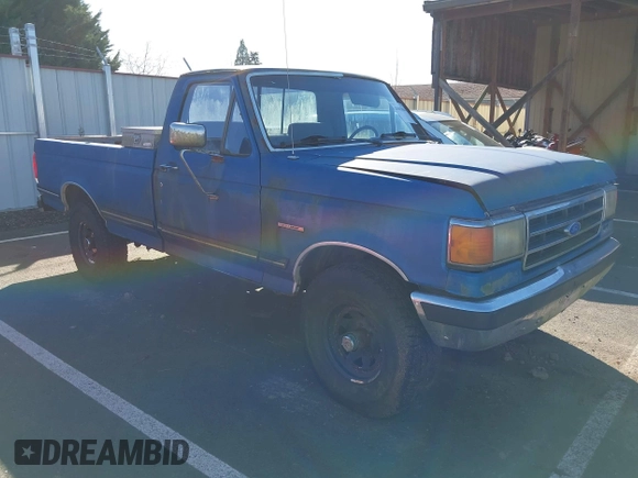 1990 Ford F-150 with VIN 1FTEF14NXLPB58633, listed as a IAAI auction lot 41685084 with 42,018 mi miles. Bid and sale history available at carsss.com. Image 1.