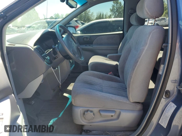 2000 Toyota Sienna LE with VIN 4T3ZF13C8YU296717, listed as a Copart auction lot 62715203 with 165,869 mi miles and Salvage Title. Bid and sale history available at carsss.com. Image 7.