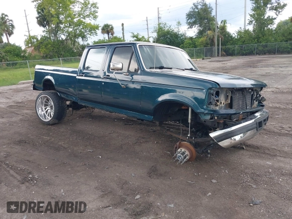 1997 Ford F-350 with VIN 1FTJW36F0VEC88290, listed as a IAAI auction lot 42594477 with 230,353 mi miles and . Bid and sale history available at DreamBid. Image 1.