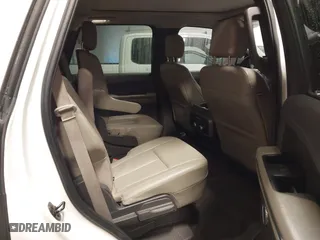 2020 Ford Expedition XLT with VIN 1FMJU1HT1LEA79193, listed as a IAAI auction lot 41301860 with 107,634 mi miles. Bid and sale history available at carsss.com. Image 8.